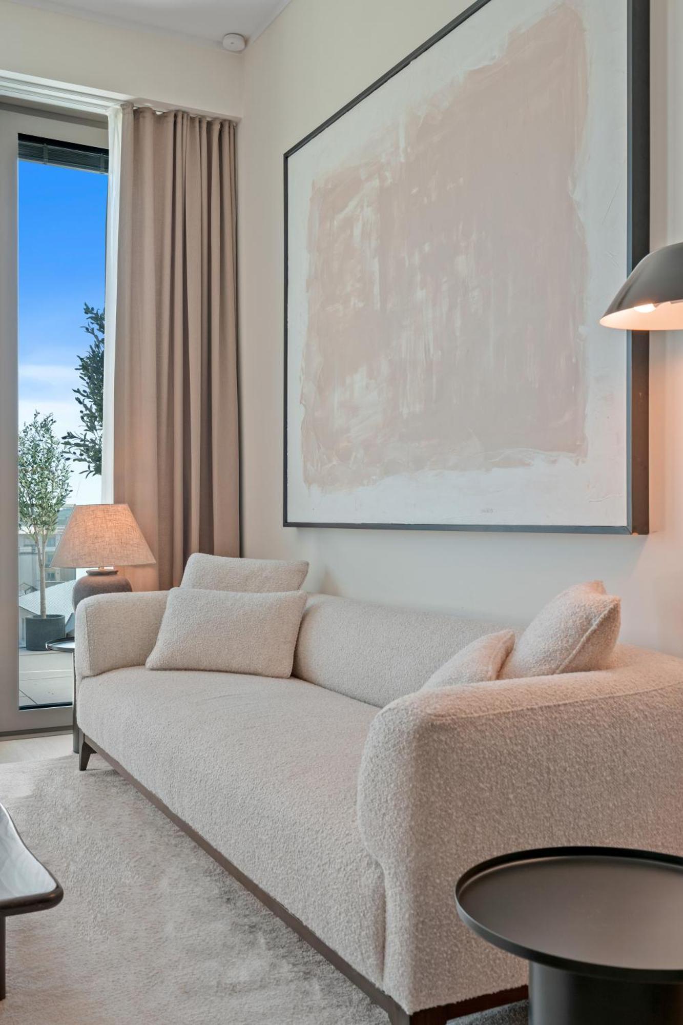 Voya Residence Zenit Royal - Luxury Apart Hotel Rooftop Views & Concierge ลักเซมเบิร์ก ภายนอก รูปภาพ